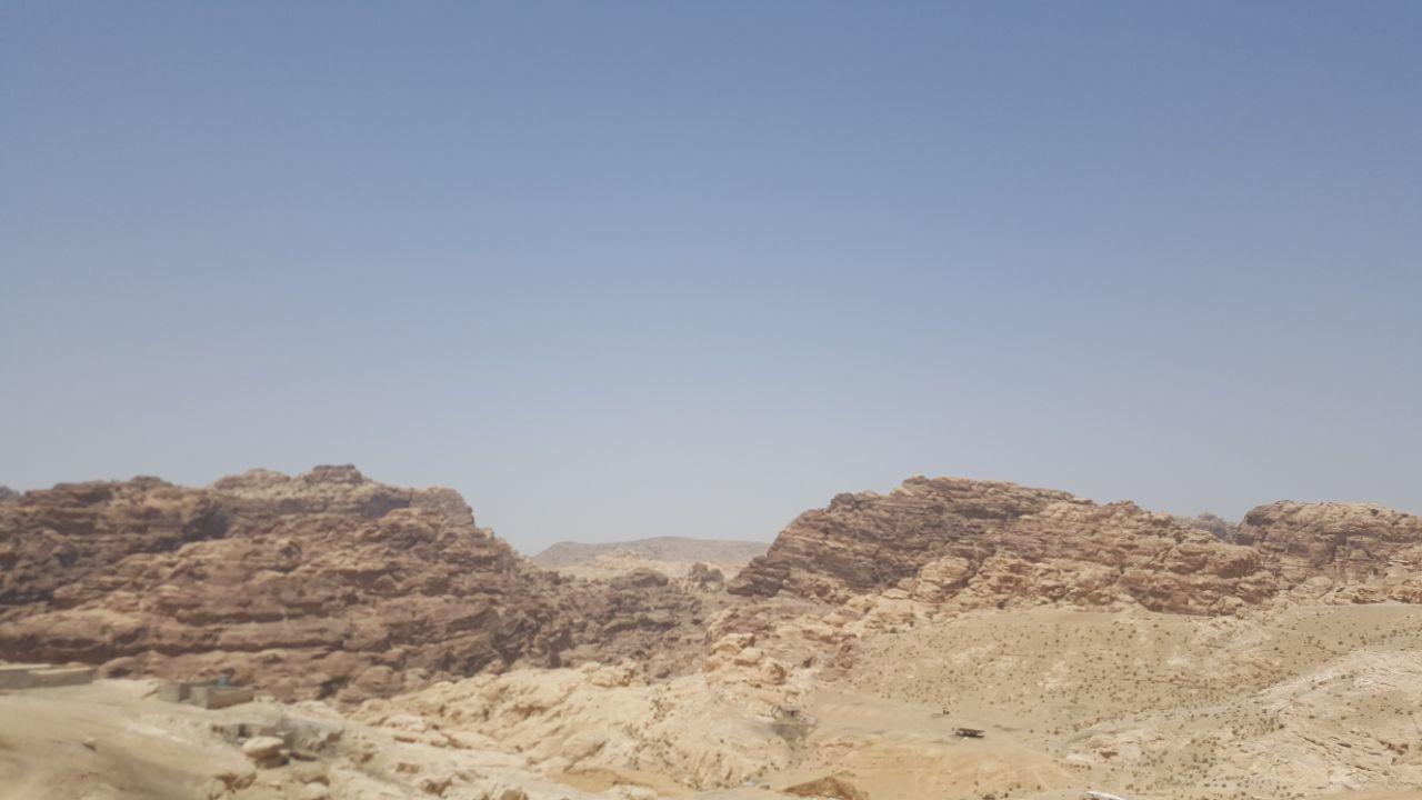 Bed and Breakfast Happy Bedouin House Petra Al Hayy Exterior foto